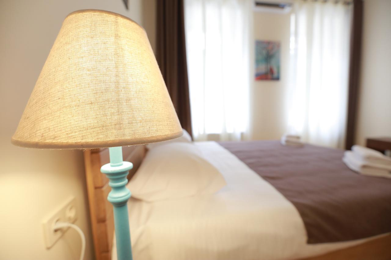 Midtown Hotel & Hostel تبليسي المظهر الخارجي الصورة